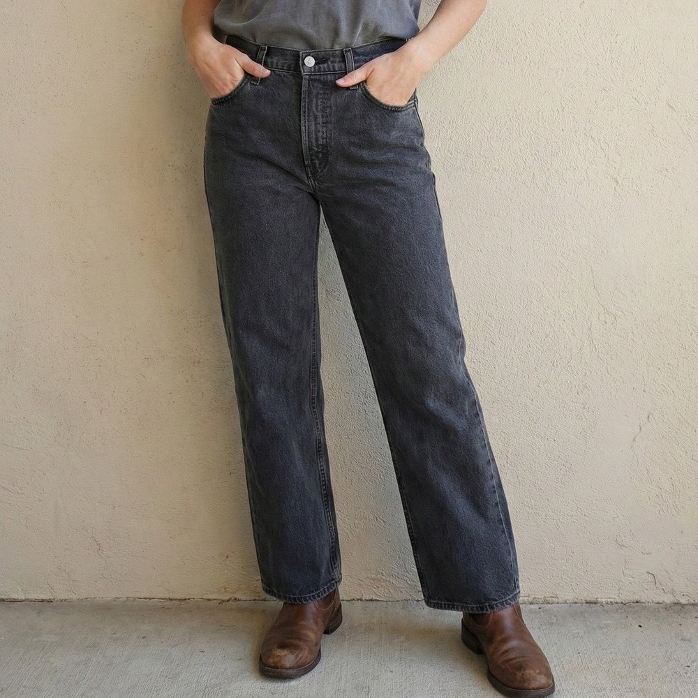 Vintage Levi's Jeans Size‎ 28 Dark Wash Straight Leg Button Fly 90s